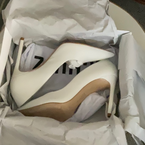 SCHULTZ Lou White Leather Heels Size 8 - Picture 8 of 9